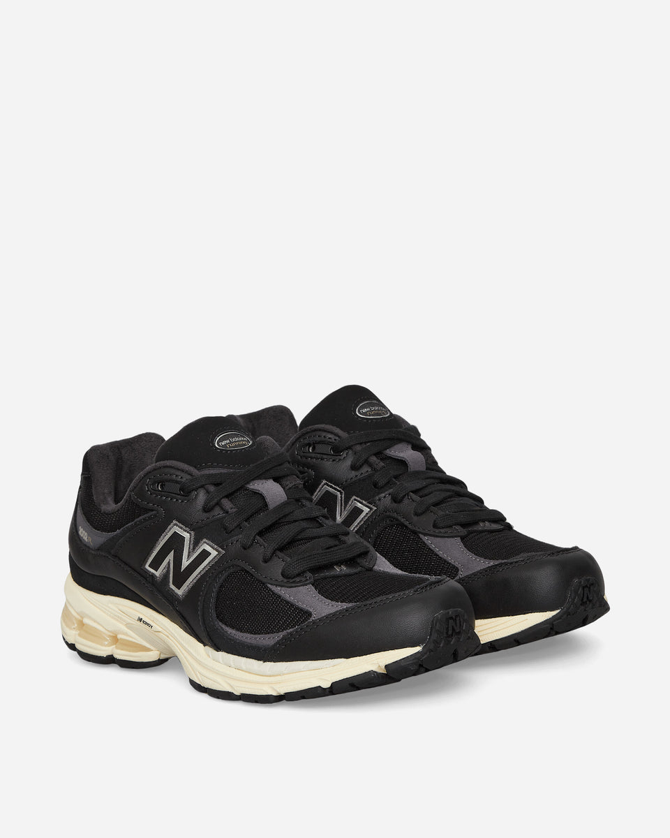 New Balance 2002R Sneakers Black - Slam Jam® Official Store