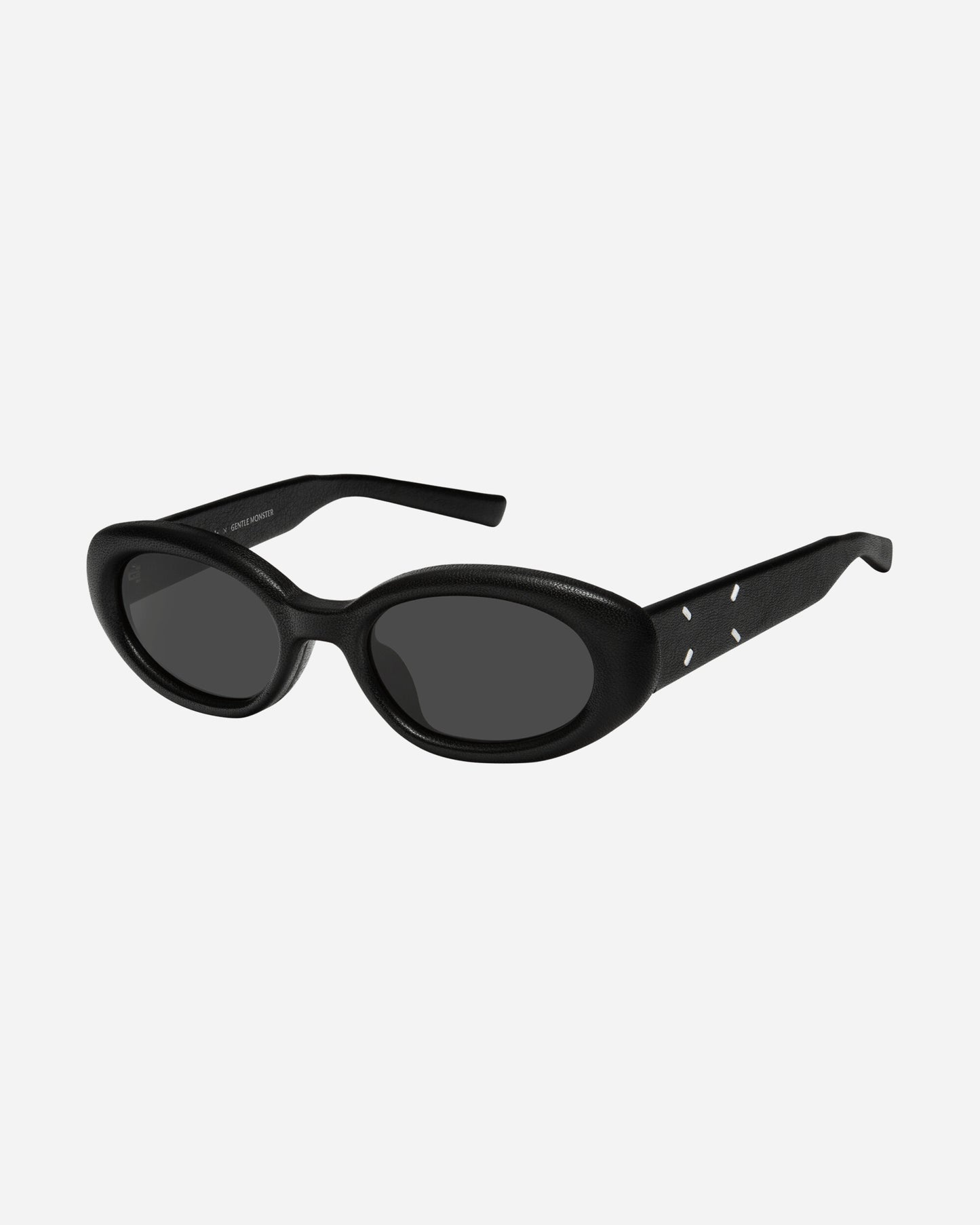 Gentle Monster Mm107 Leather Black Eyewear Sunglasses MM107 L01