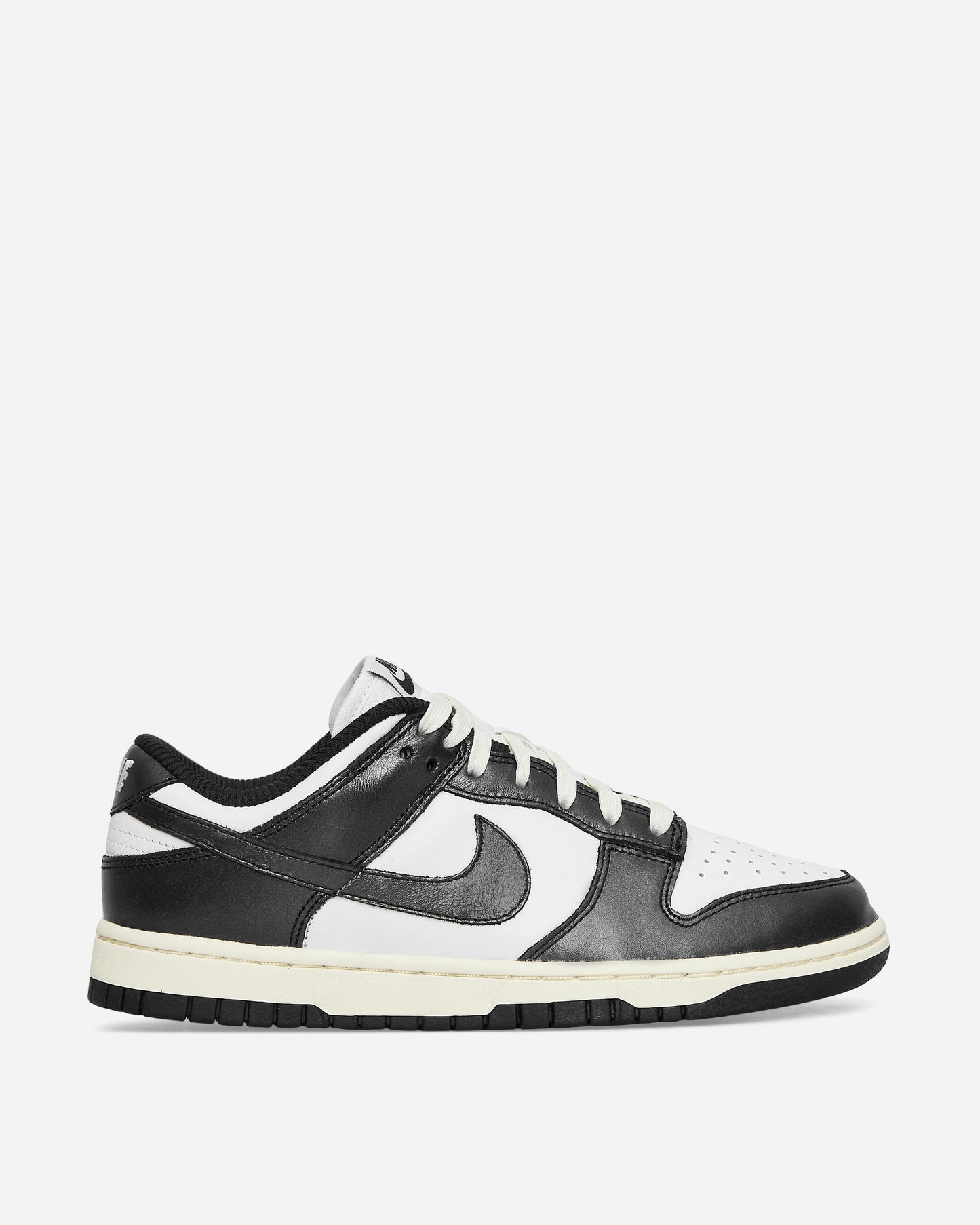 Nike Wmns Dunk Low Premium White/Black Sneakers Low FQ8899-100