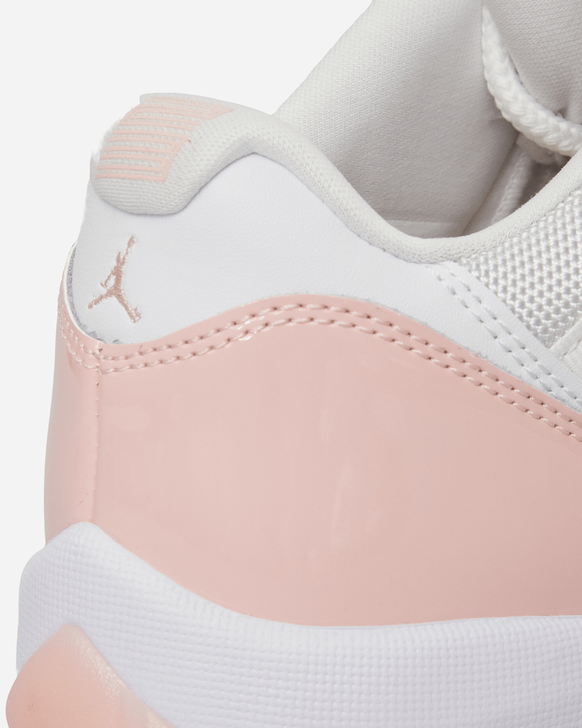 Nike Jordan Wmns Air Jordan 11 Retro Low White/Legend Pink Sneakers Low AH7860-160
