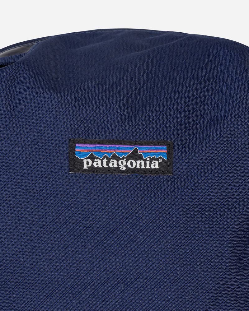Patagonia Black Hole Cube - Large Classic Navy Bags and Backpacks Pouches 49371 CNY